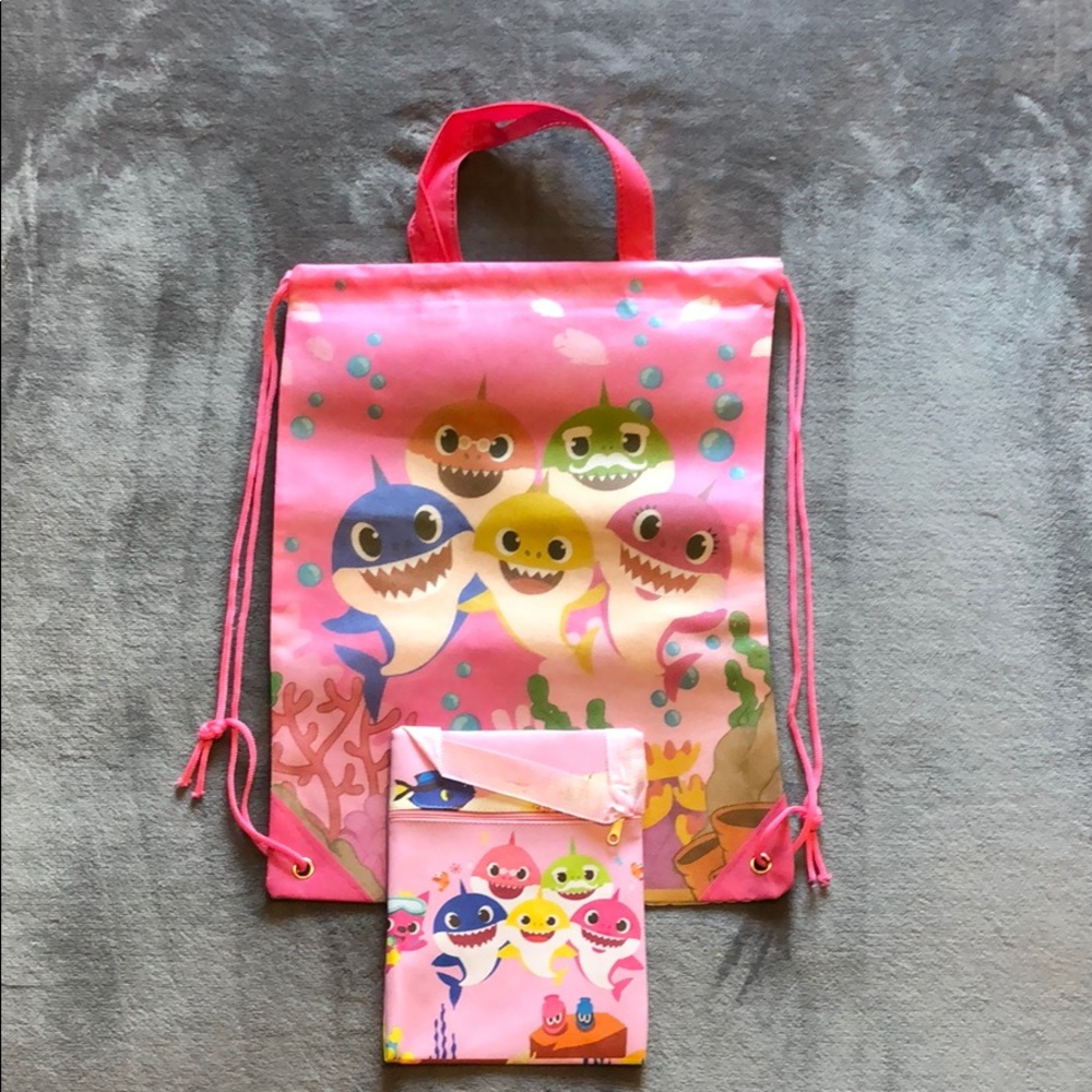 Baby Shark bags Pink.